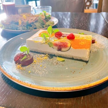 【銀座モーニング】世界で一番美しい朝食「Furutoshiのフルーツサンド」